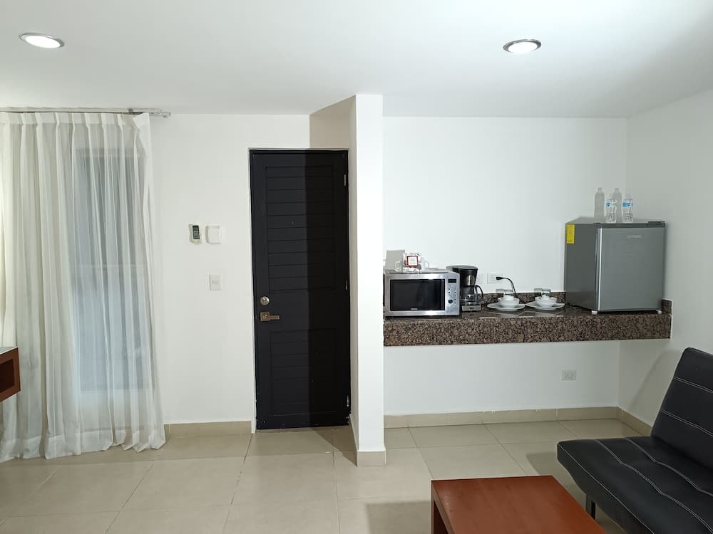 Grand City Hotel Cancun - Near Market 28