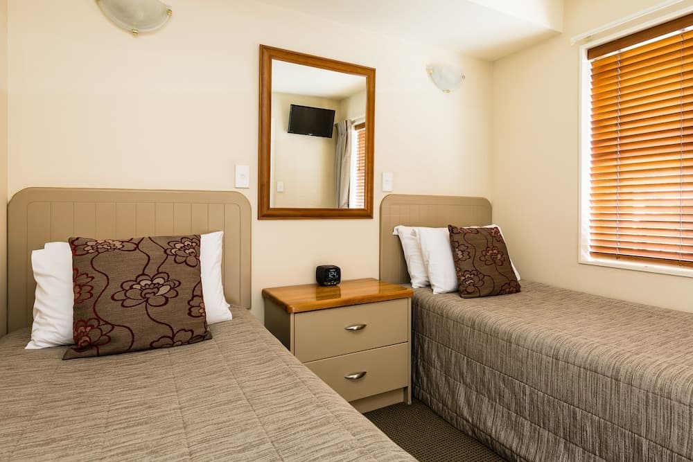 Pebble Beach Motor Inn