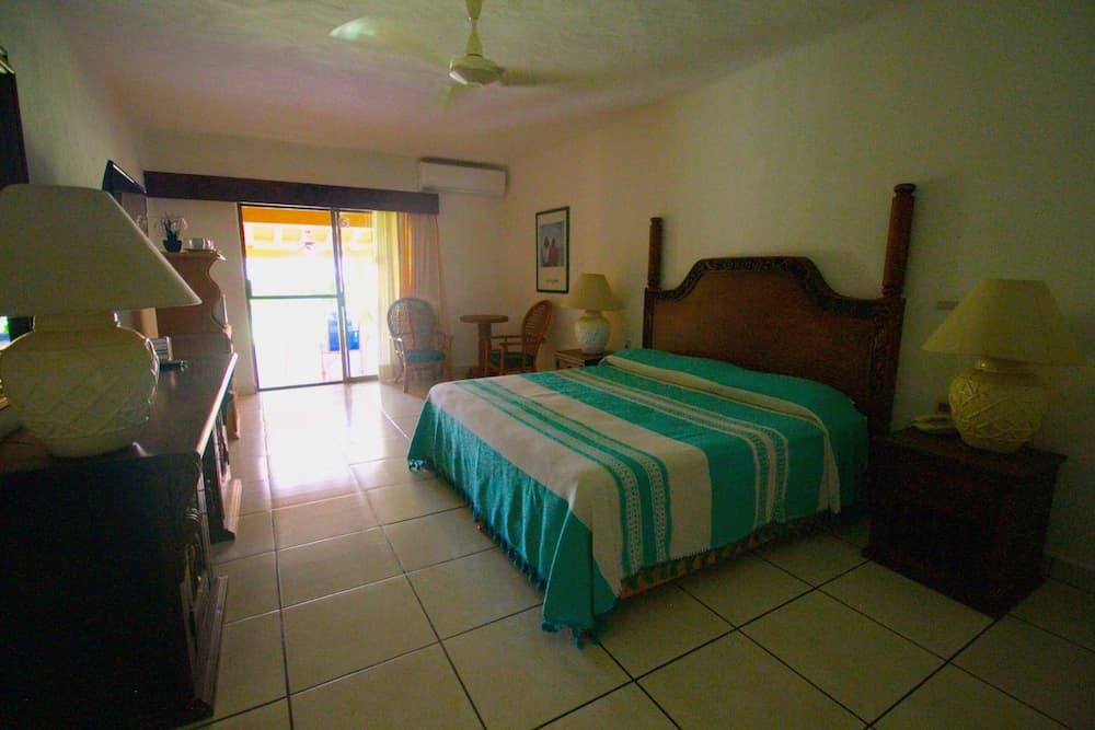 Los Tules Villas del Sol