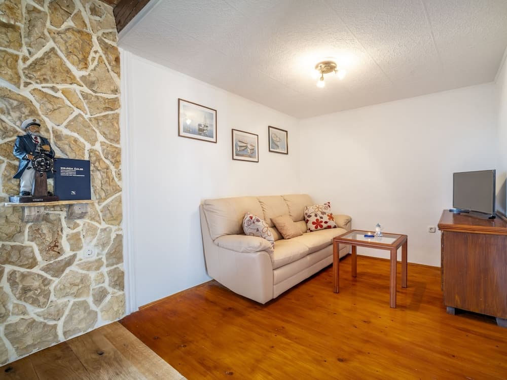 Maja Privlaka in Privlaka