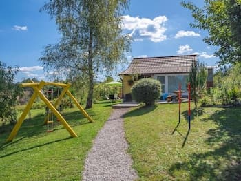 Tina Rebrovi i in Rebrovi i