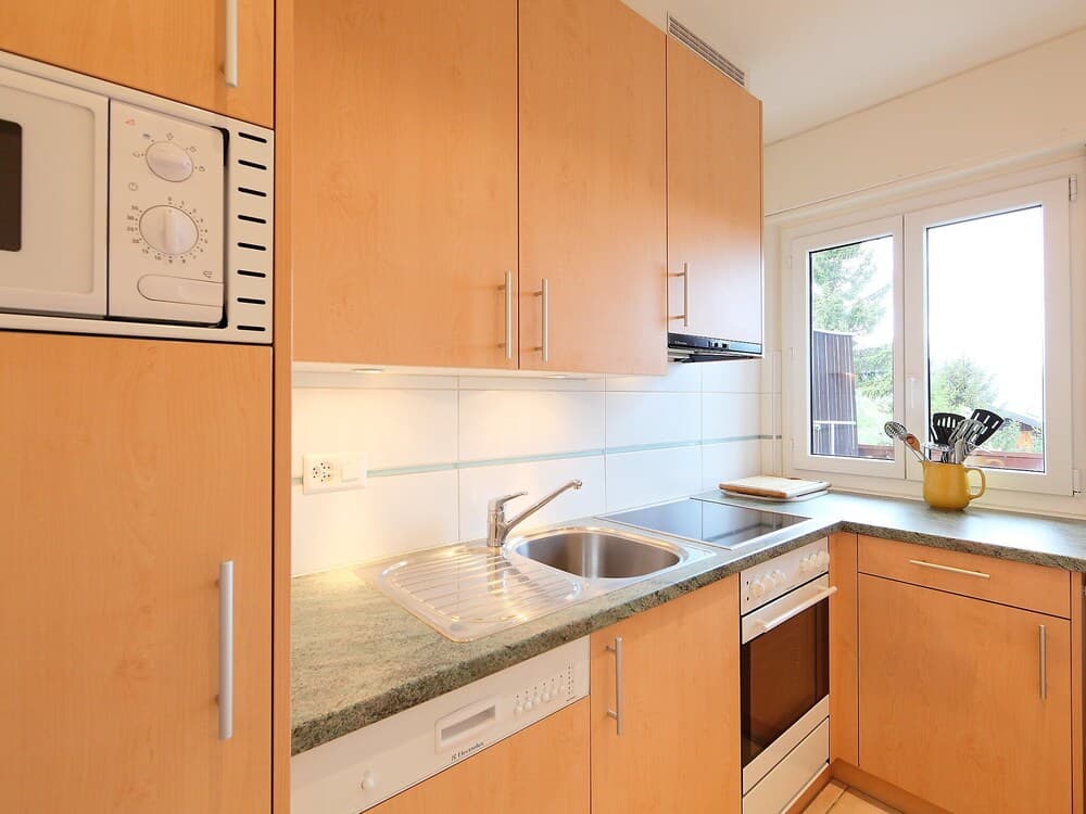 Violettes-vacances A B C Crans-montana