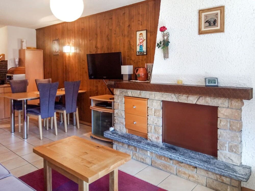 Domino B 48 Leytron in Leytron