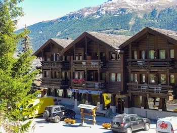 Tarcianne B12 Grimentz