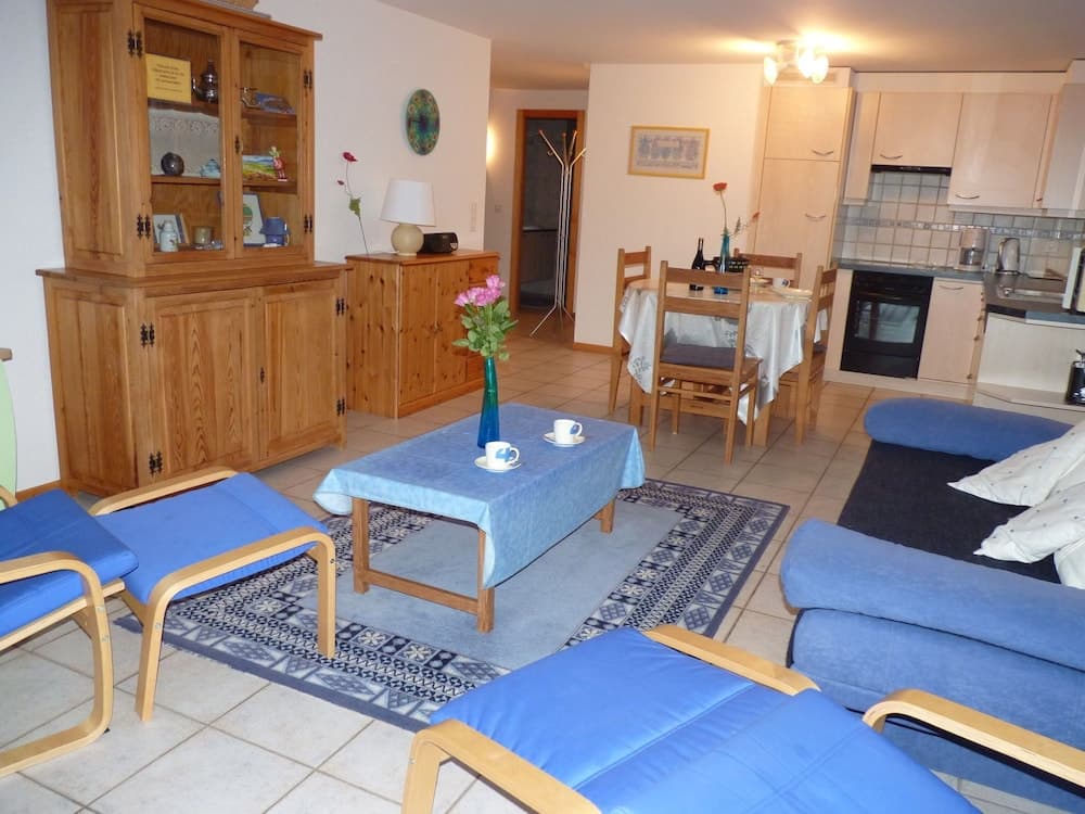 Seya 19 Leytron in Leytron