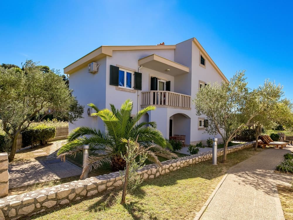 Pavica 3 Rab in Rab With 1 Bedrooms and 1 5 Bathrooms