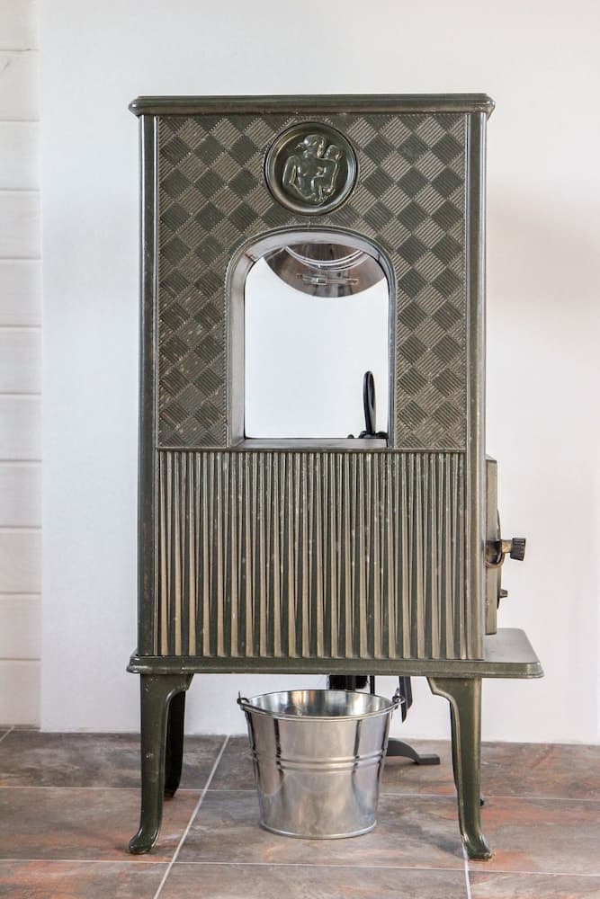 Dom Przy Cisowym Jarze Guzy