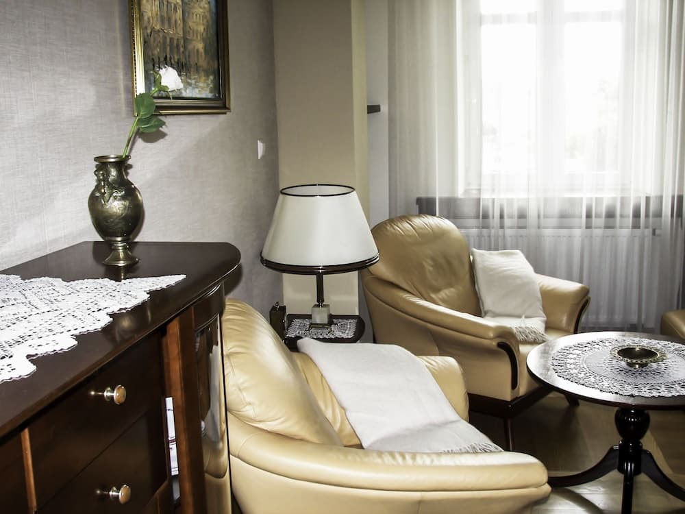 a cut a cut in a cut