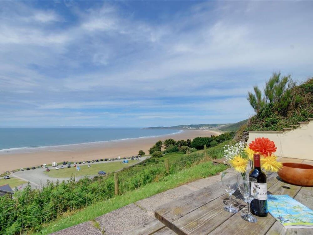 Flat 8 Clifton Court Croyde