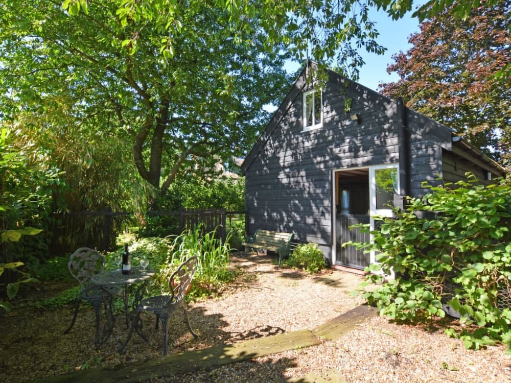 Dell Barn Burlingham Green