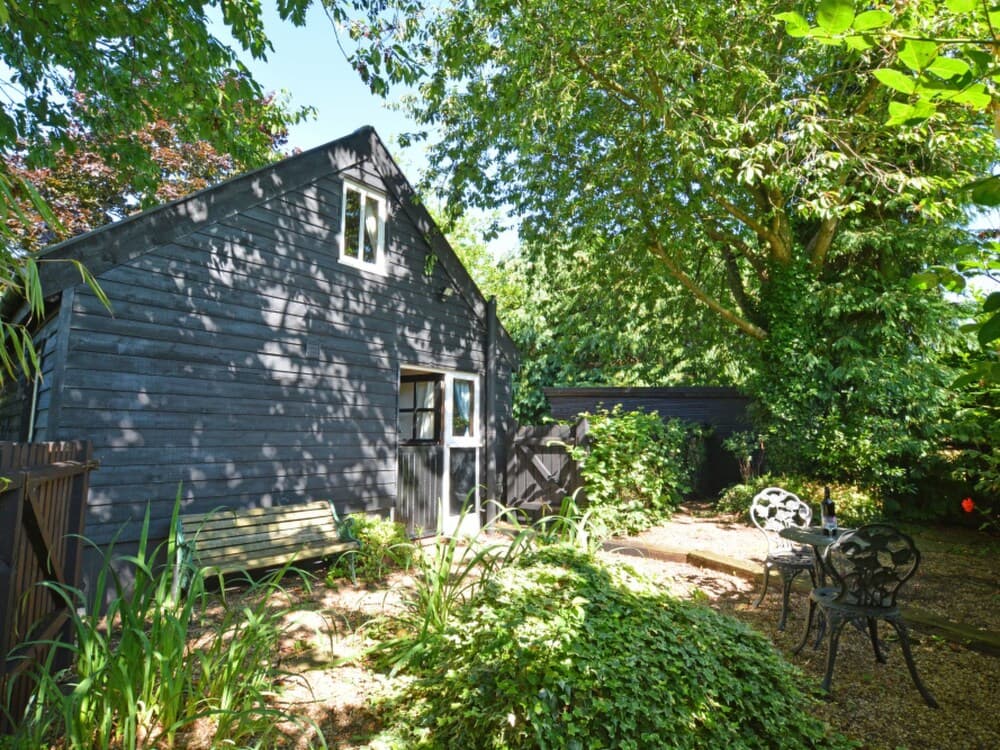 Dell Barn Burlingham Green