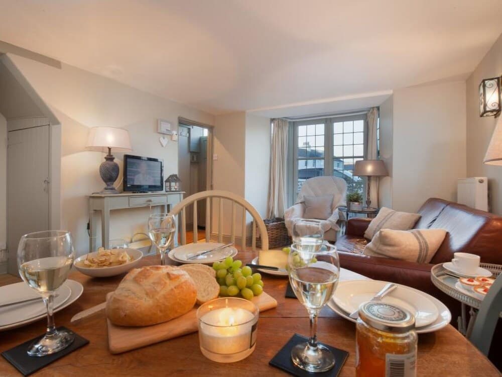 Sian Shaldon in Shaldon