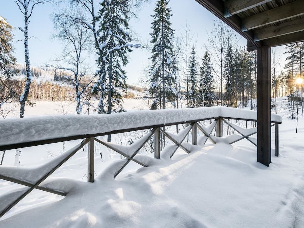 Uulanlinna b Paritalo Komula