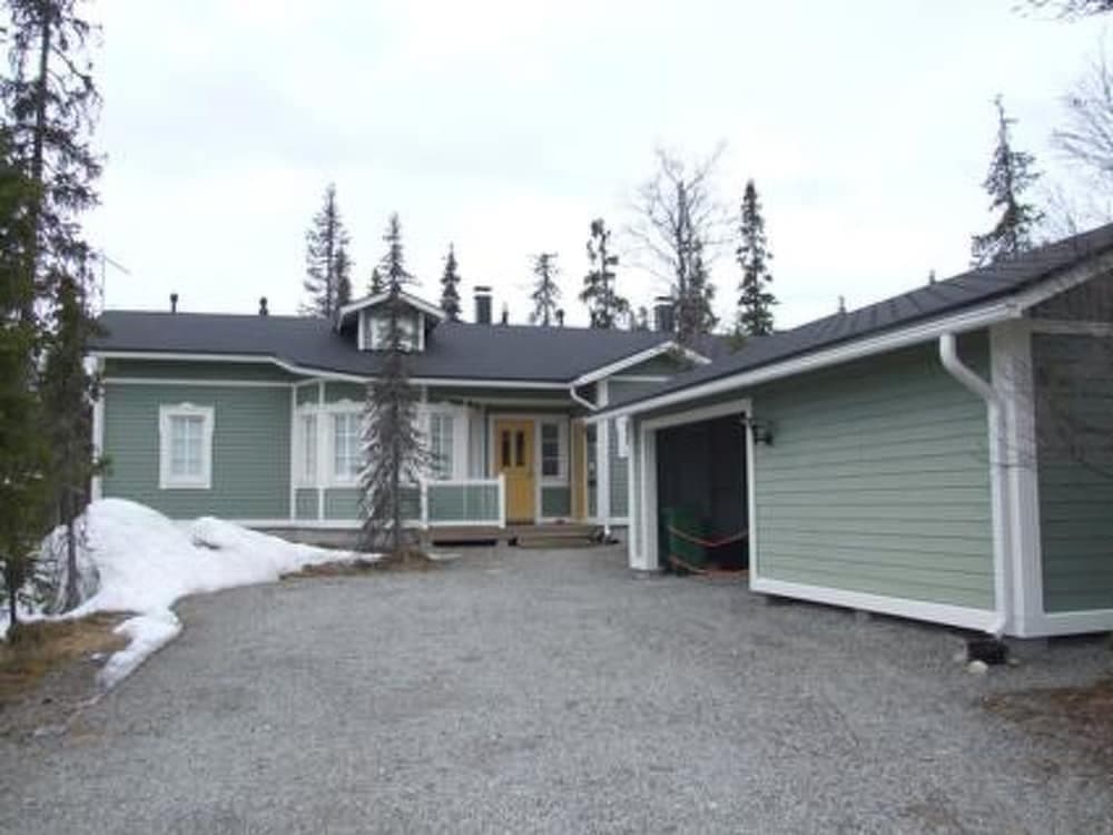 Rukan Taikavuosseli 10 b Kuusamo