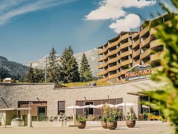 Peaks Place Apartment-hotel Spa Laax