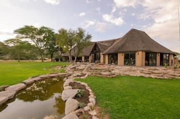 Okapuka Safari Lodge