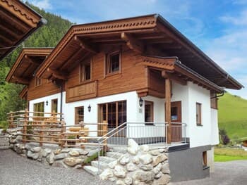 Chalet Alois Juns in Juns