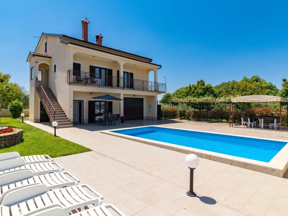 Kristina Radovani in Radovani