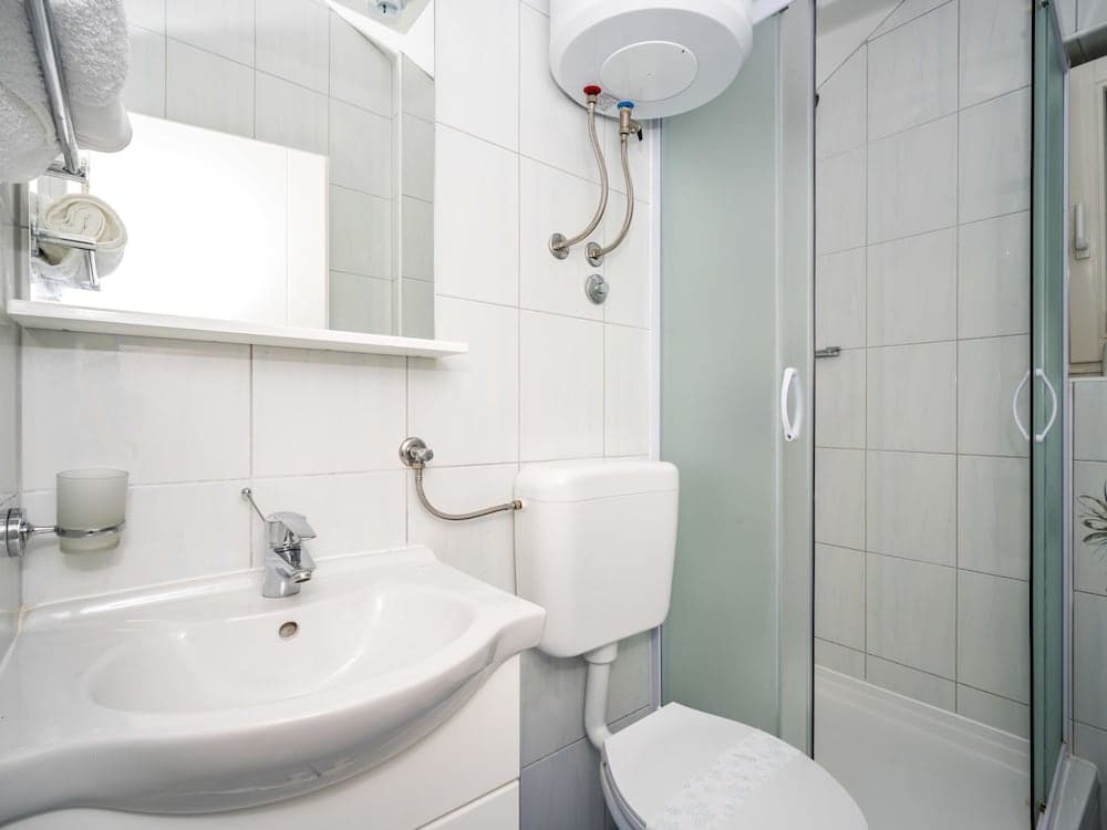 Andrea Abori in Abori