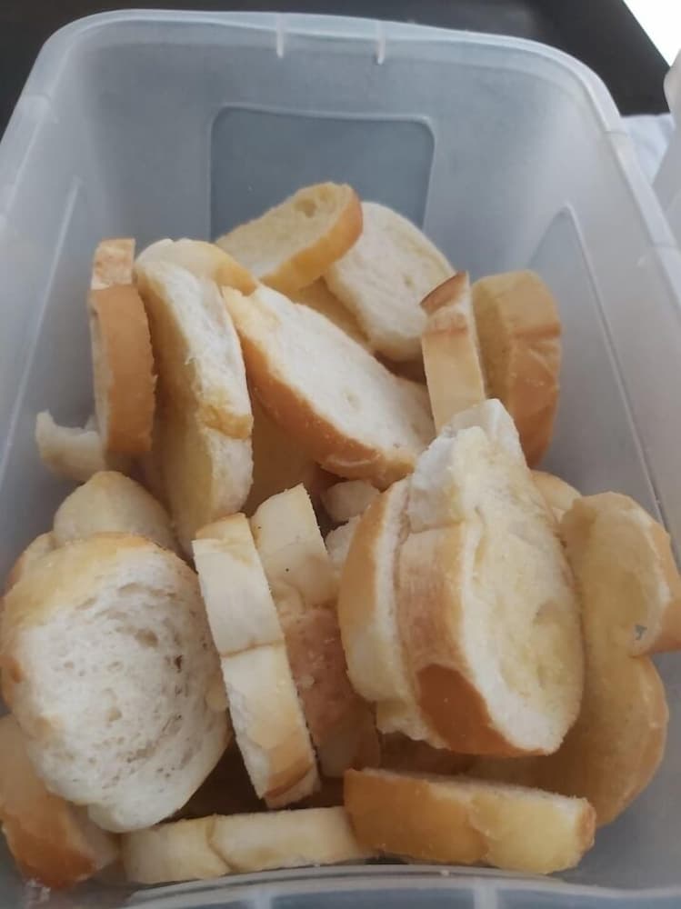 Nina Pousada e Refeições