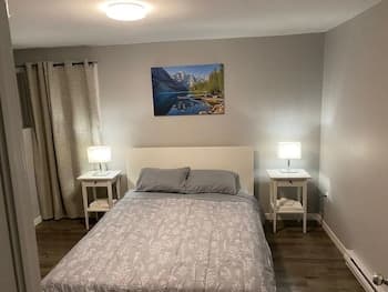 Modern 3 BR Home - Family Friendly