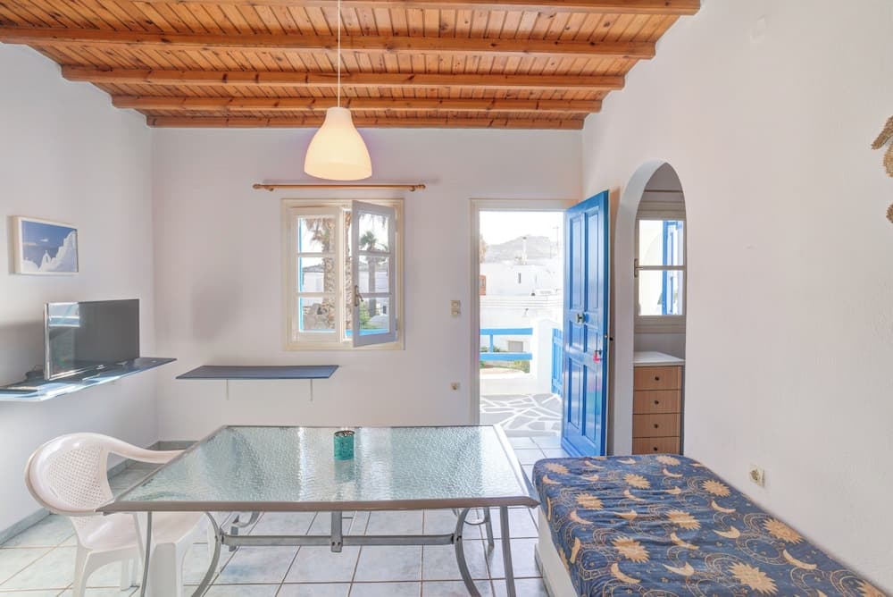 Cycladic Ornos Apt. Near Mykonos Town