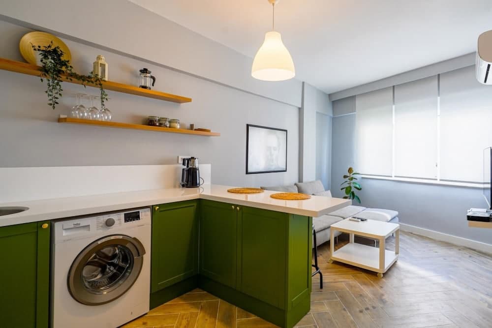 Central Flat Near Beach in Muratpasa Antalya