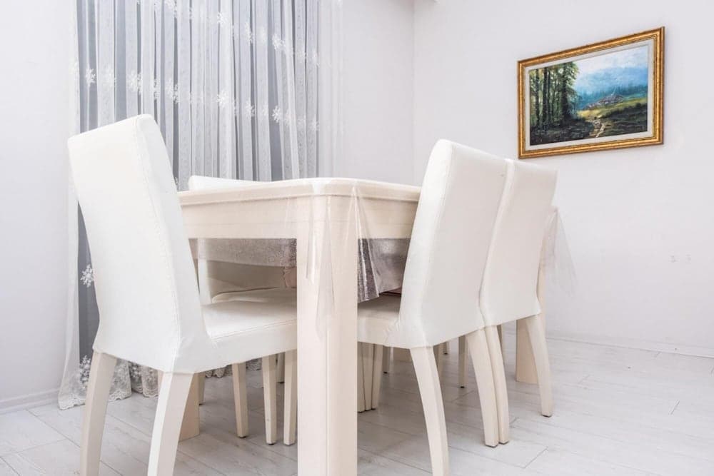 Central Flat Near Trendy Attractions in Kadikoy