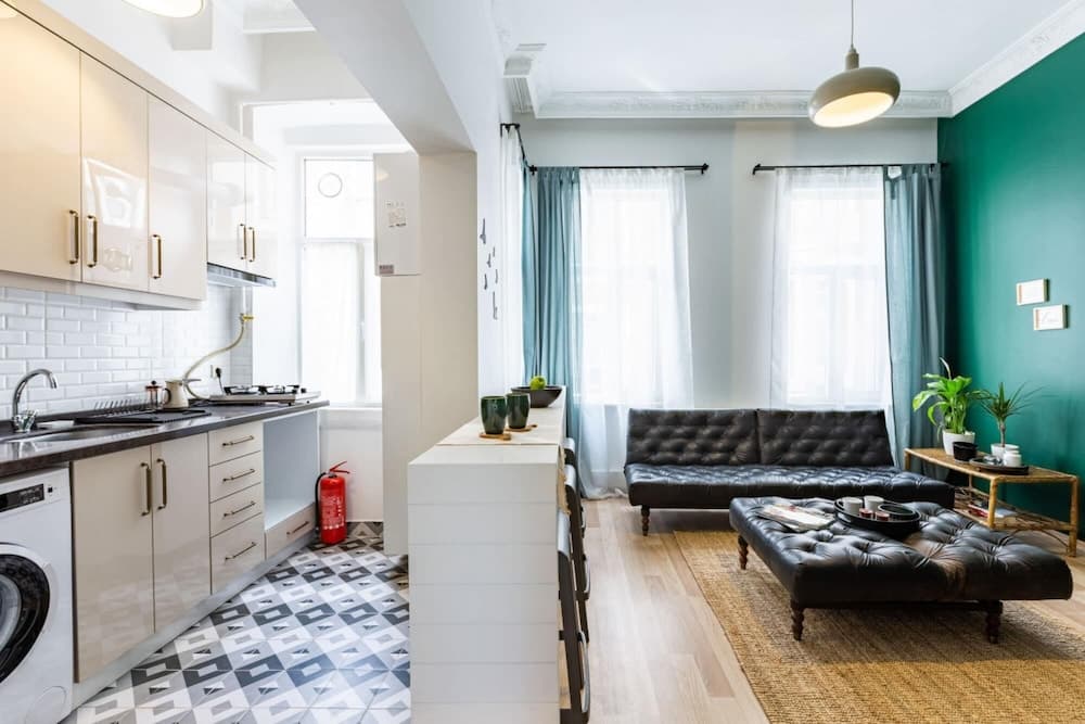 Stylish Flat 5 Min to Taksim Square in Beyoglu