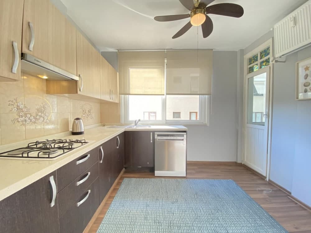 Missafir Sleek Flat With Balcony on Bagdat Street