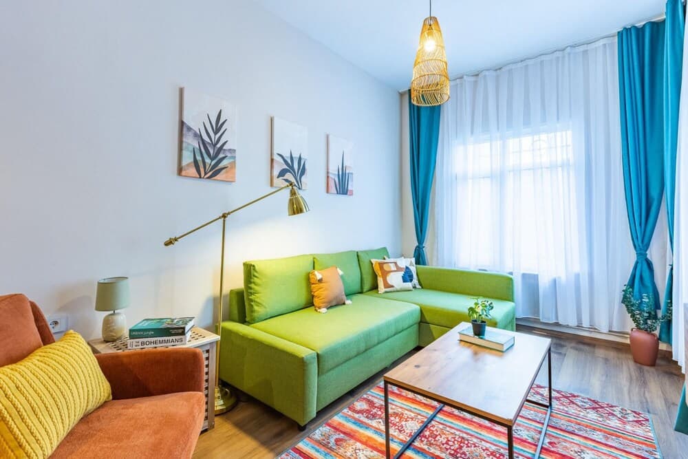 Central and Stylish Flat Near Istiklal Street