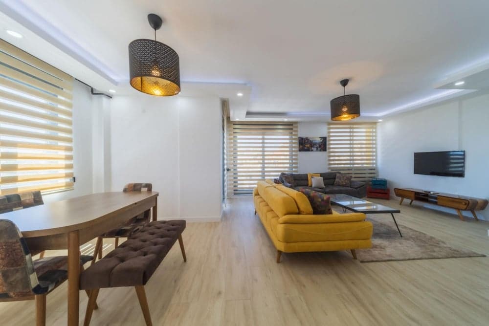 Lovely Duplex Flat Near Beach in Muratpasa