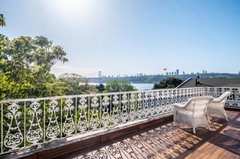 Luxurious Villa With Bosphorus View in Cengelkoy