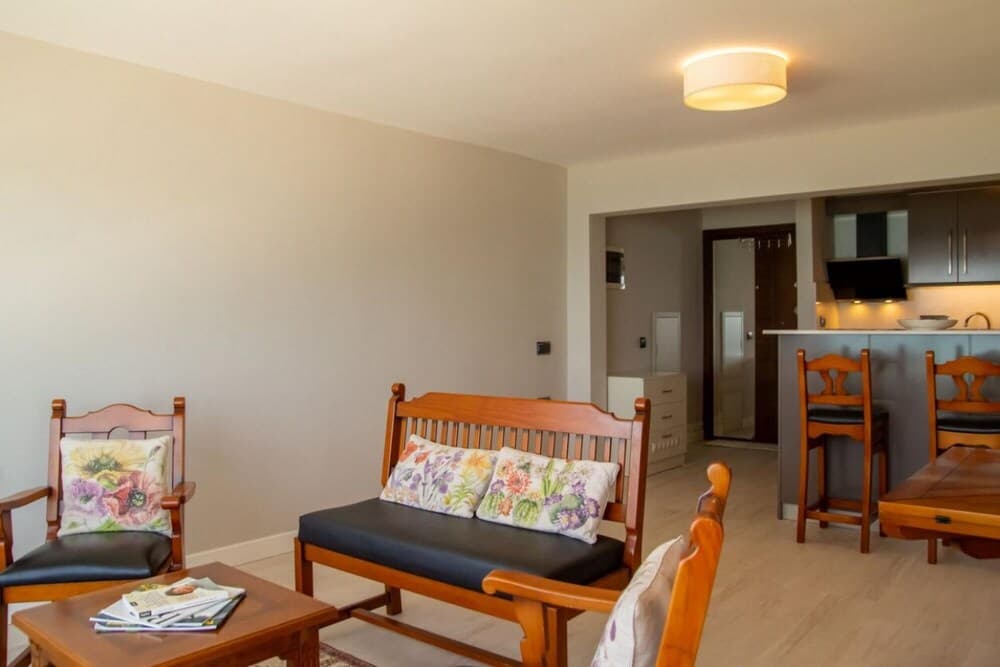 Apartment With Amazing View Near Beach in Cesme