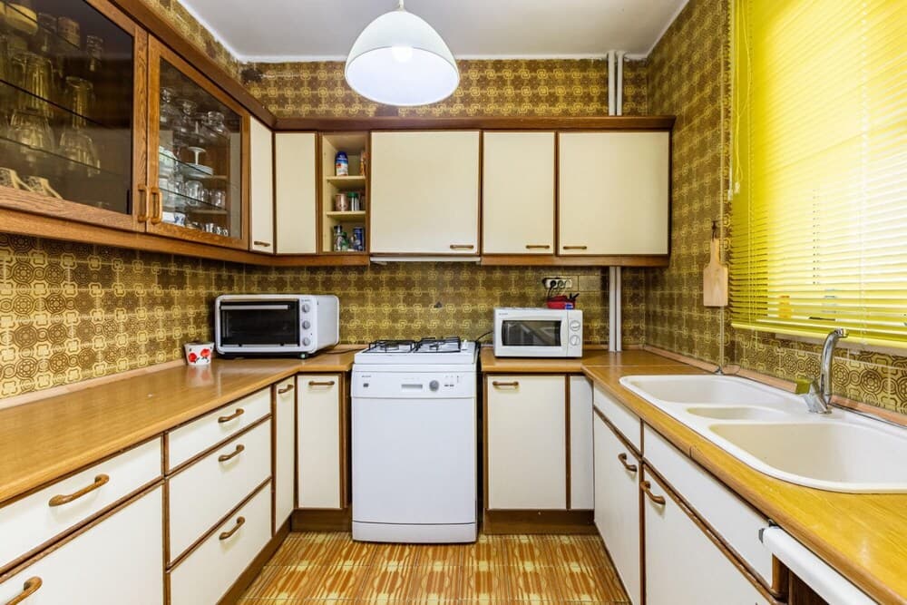 Eclectic and Cenral Flat With City View in Sisli