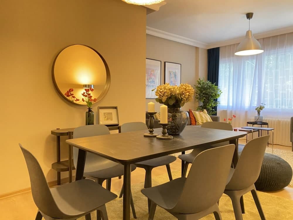 Missafir Chic Flat Near Shopping Malls in Sisli