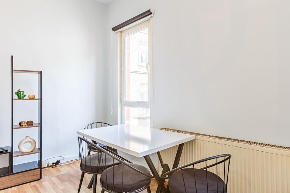 Flat Within Walking Distance to Istiklal Street