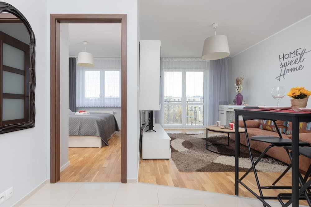 Warsaw Apartment Young City by Renters