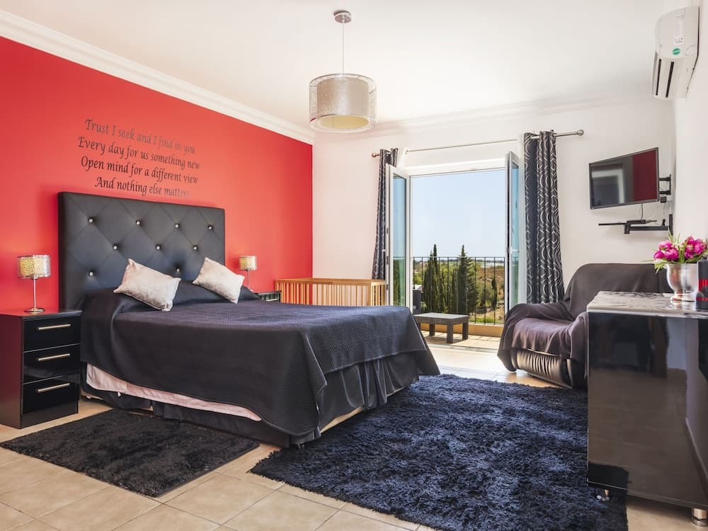 Villa Kambu Quelfes in Quelfes