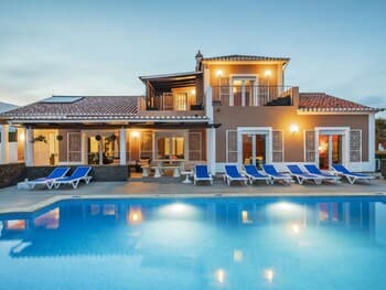 Villa Kambu Quelfes in Quelfes