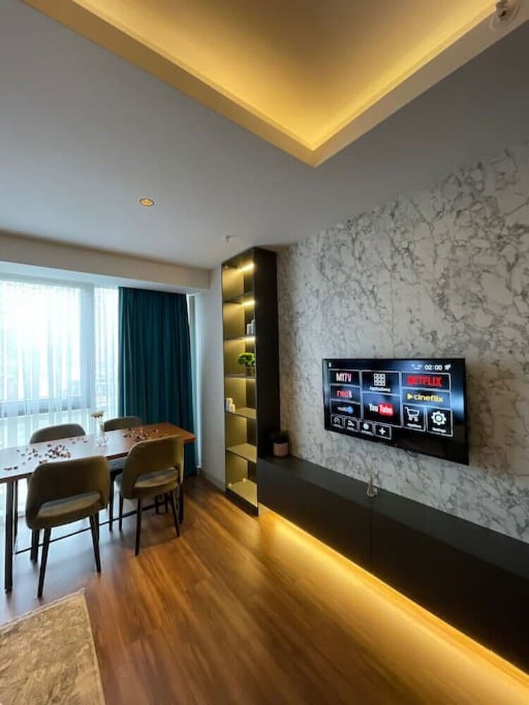 Brand-new Luxurious Suite Near Mall of Istanbul
