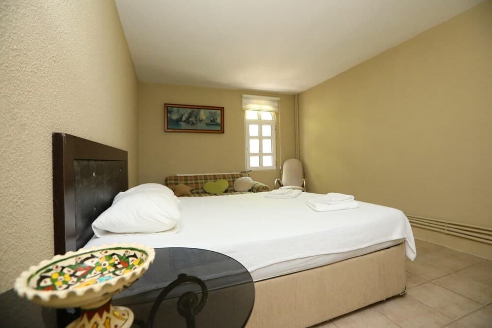 Serene House Surrounded by Nature in Beykoz