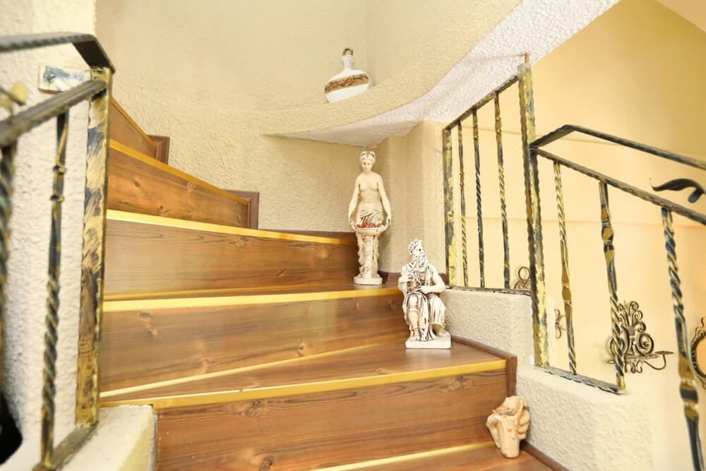 Serene House Surrounded by Nature in Beykoz