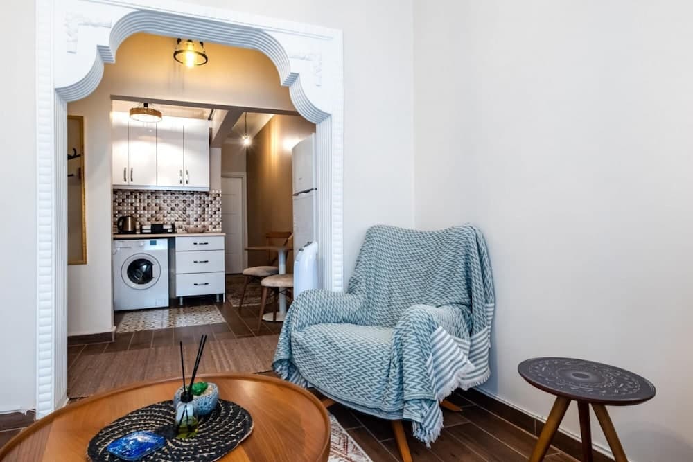 Lovely Flat in Beyoglu Near Public Transportation