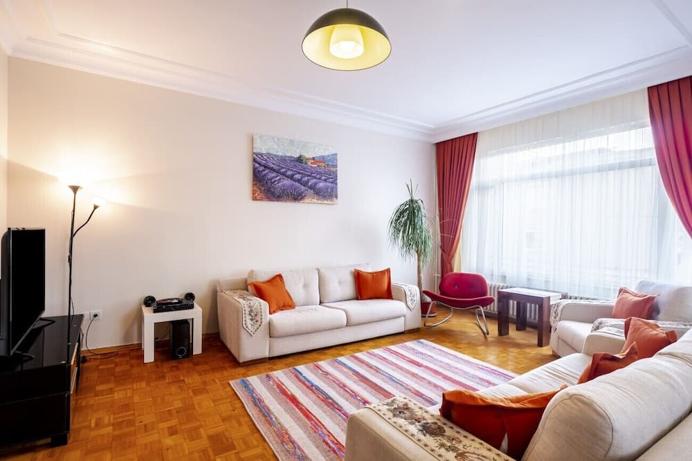 Cozy Flat Near Bagdat Street in Suadiye
