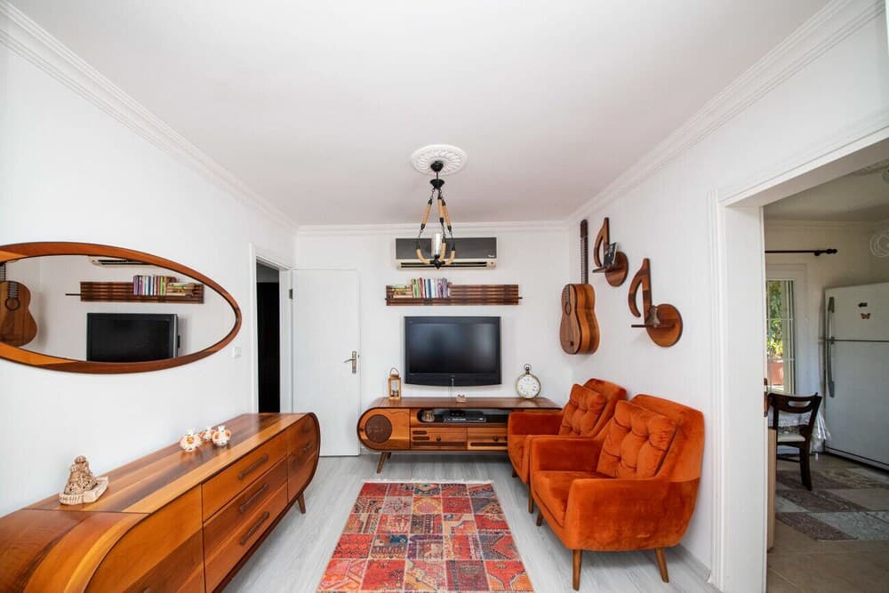 Chic House With Shared Pool Near Sea in Yalikavak