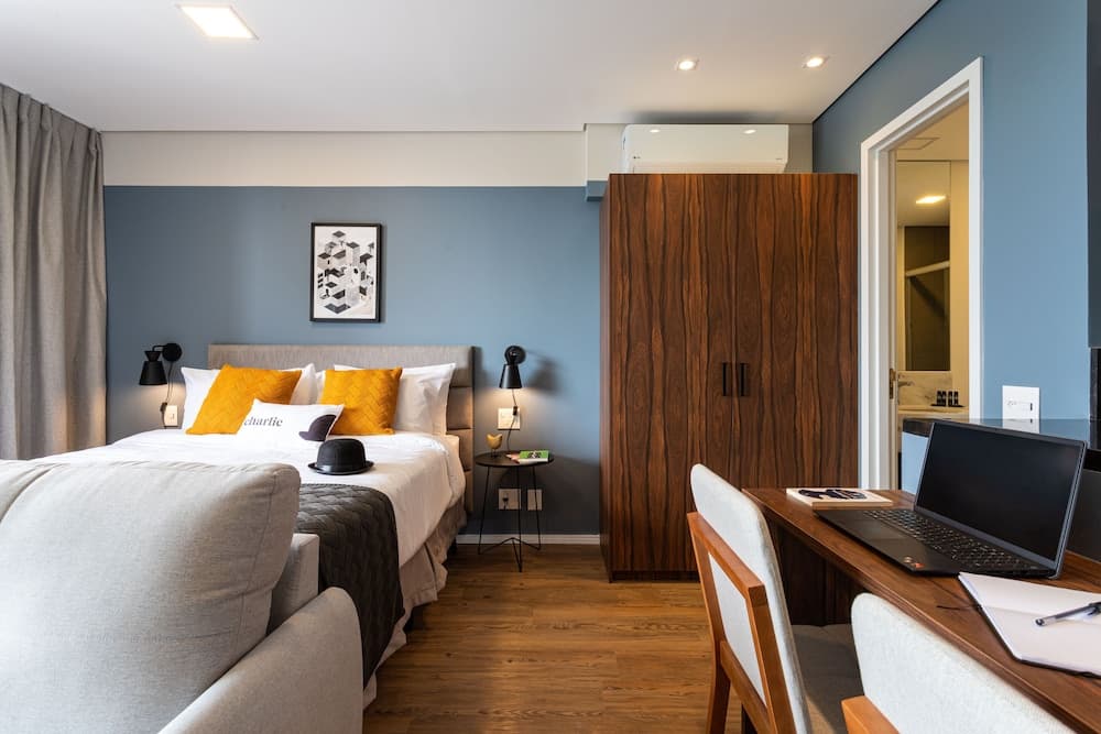 Charlie Jockey Pinheiros