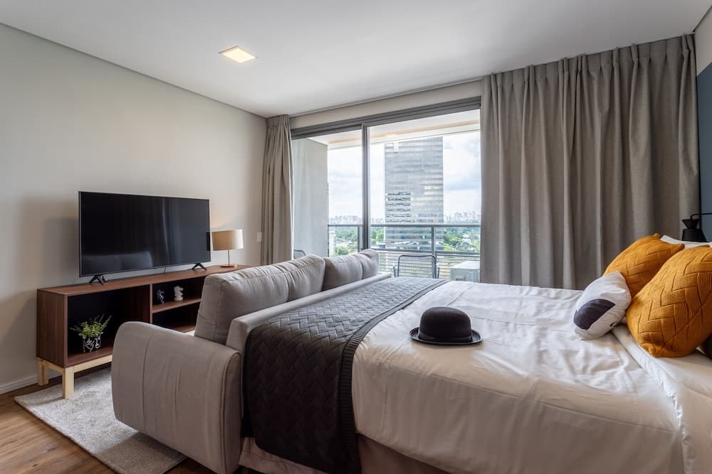 Charlie Jockey Pinheiros