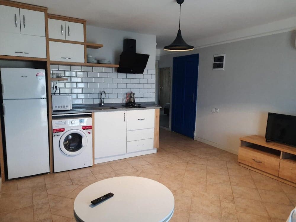 Mesmerizing Flat With Shared Pool in Cesme