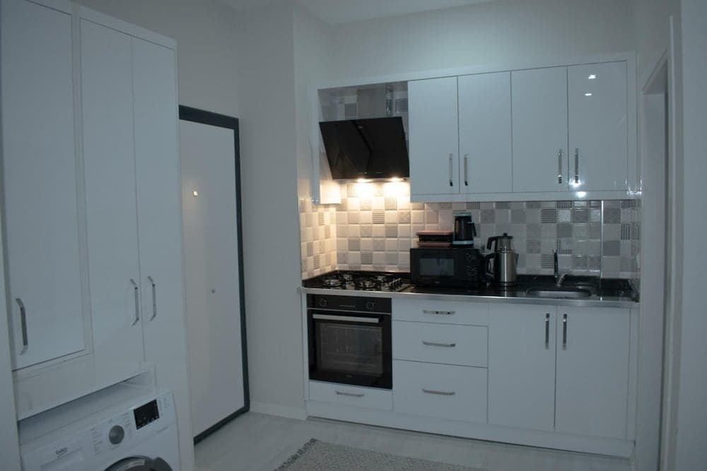 Modern Apartment Near Beach in Muratpasa